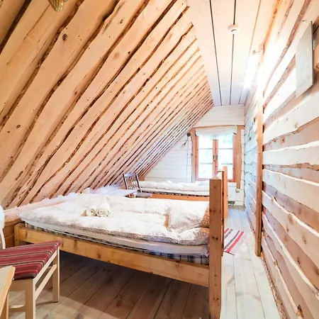 Arma Riding Farm And Holiday home Rutja