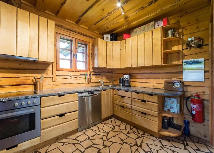 Arma Riding Farm And Rutja